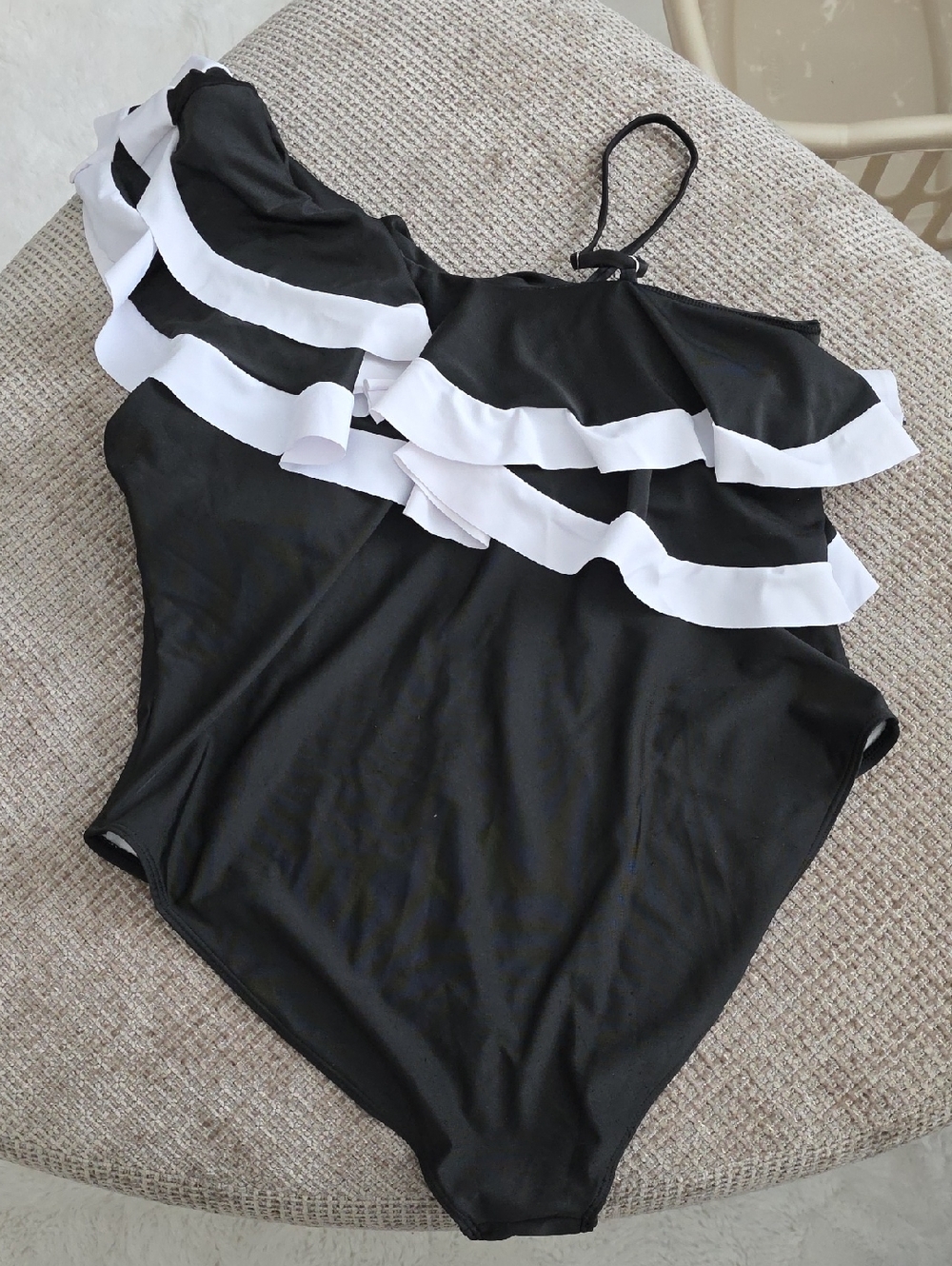 SHEIN Black One-Shoulder Ruffle One-Piece Swimsuit with White Trim